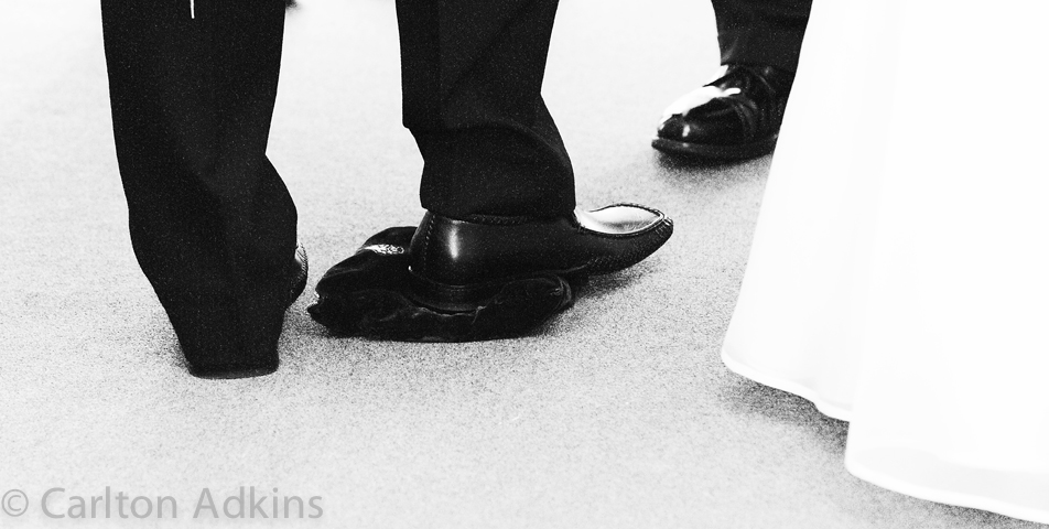 stepping on the wine glass at the jewish wedding ceremony