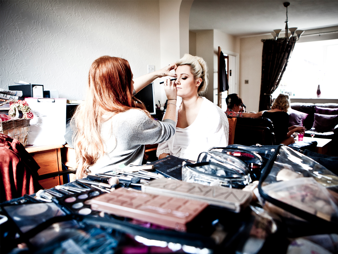 photography-of-the-bridal-makeup-in-macclesfield-cheshire