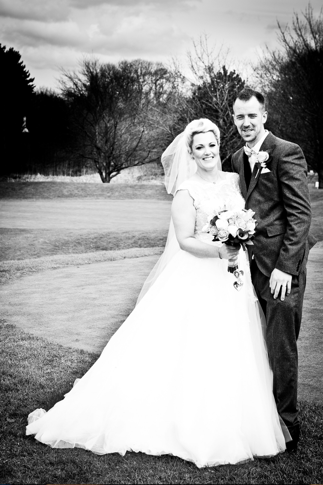 wedding-photography-of-the-bride-and-groom-in-cheshire-