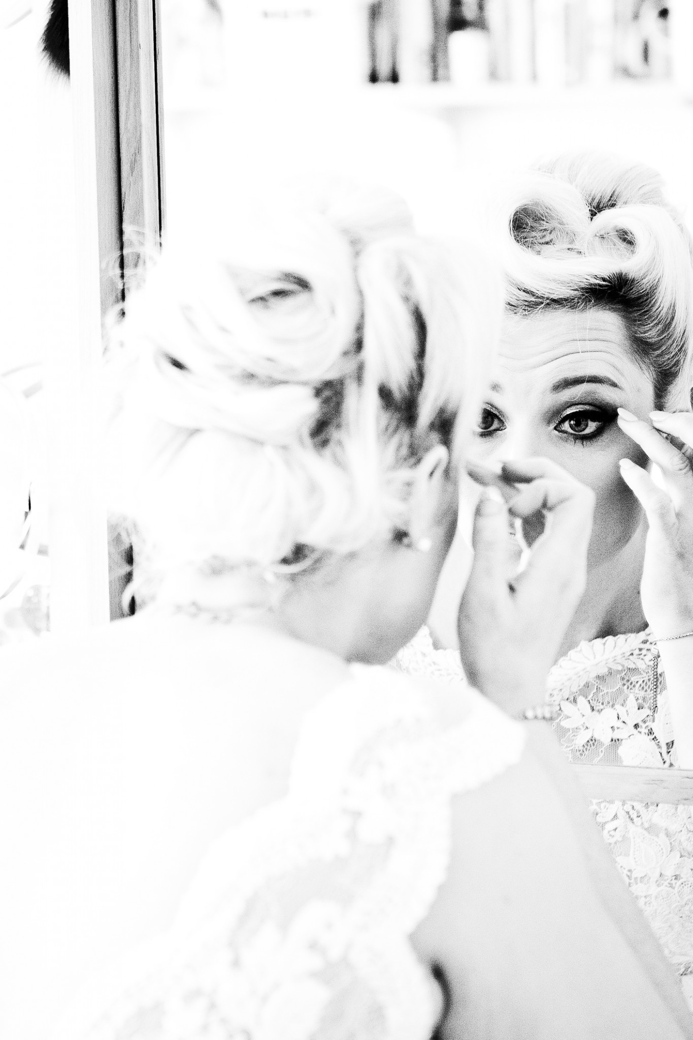 wedding-photography-of-the-bride-getting-ready-in-macclesfield-cheshire