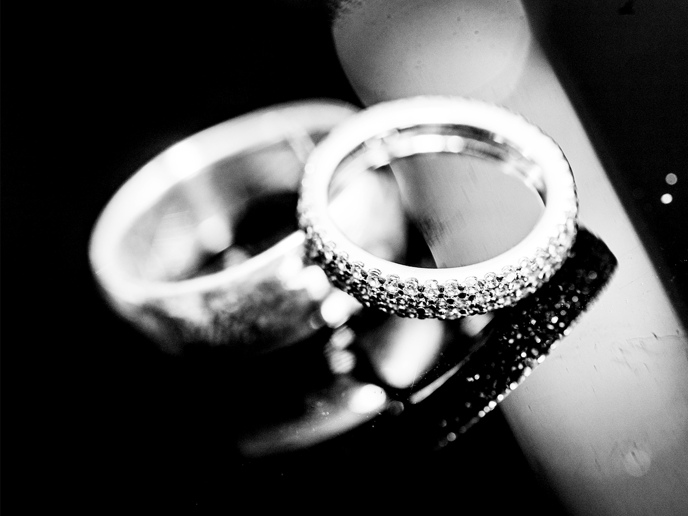 photography-of-the-wedding-rings-belle-epoque-cheshire