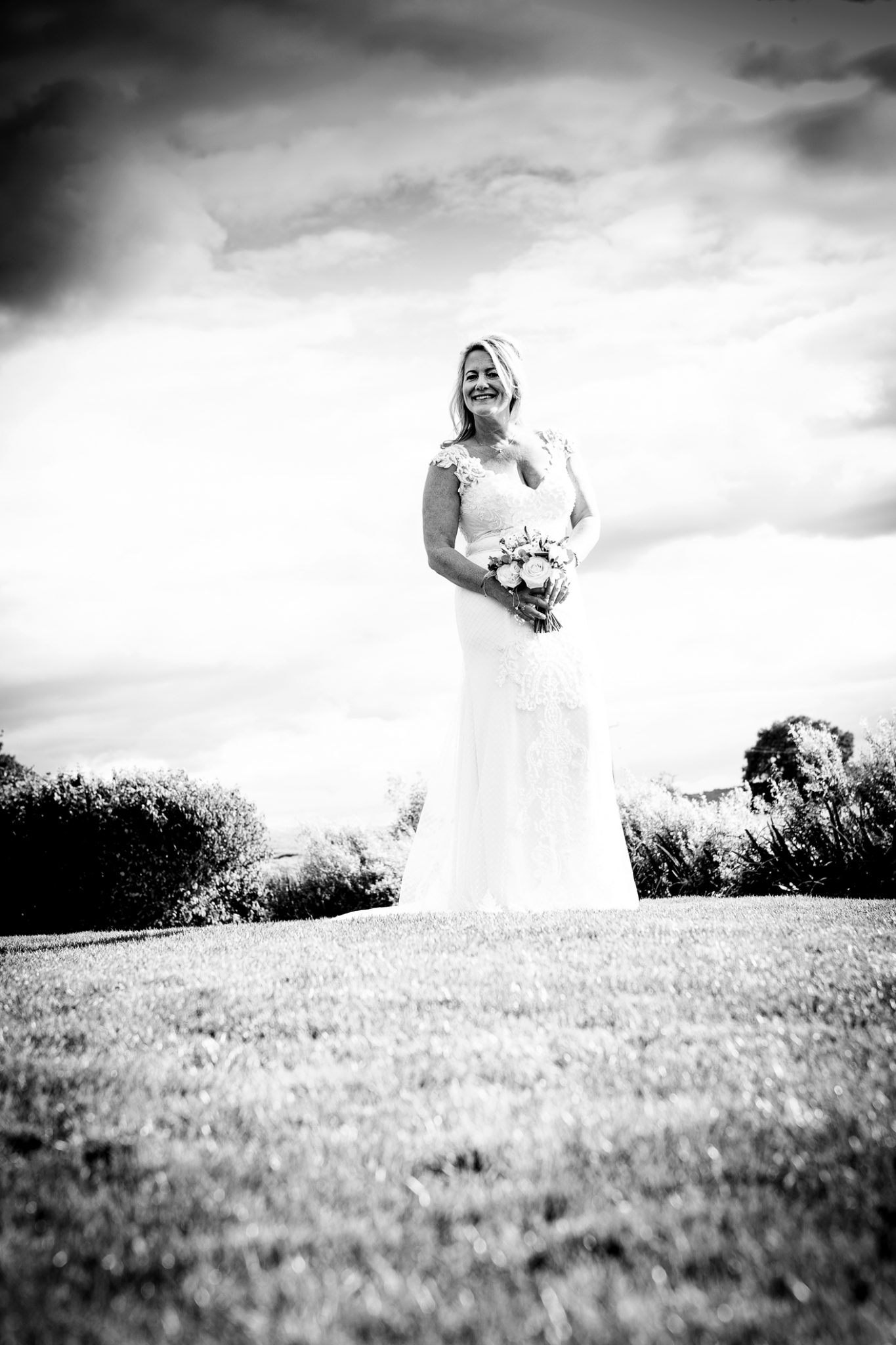 sandhole-oak-barn-wedding-photography-in-cheshire