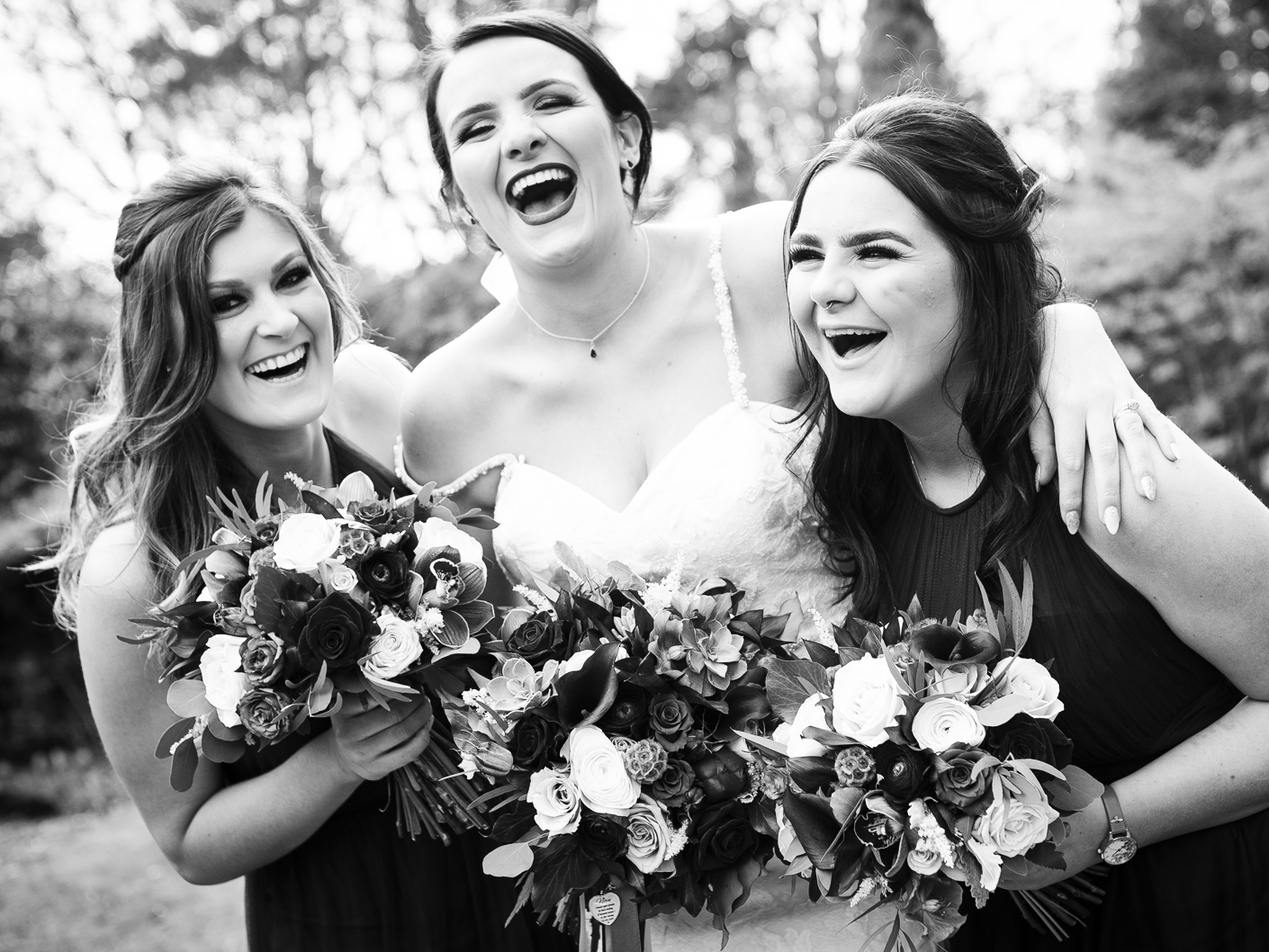 wedding-photography-of-the-bride-and-bridesmaids-at-nunsmere-hall-cheshire