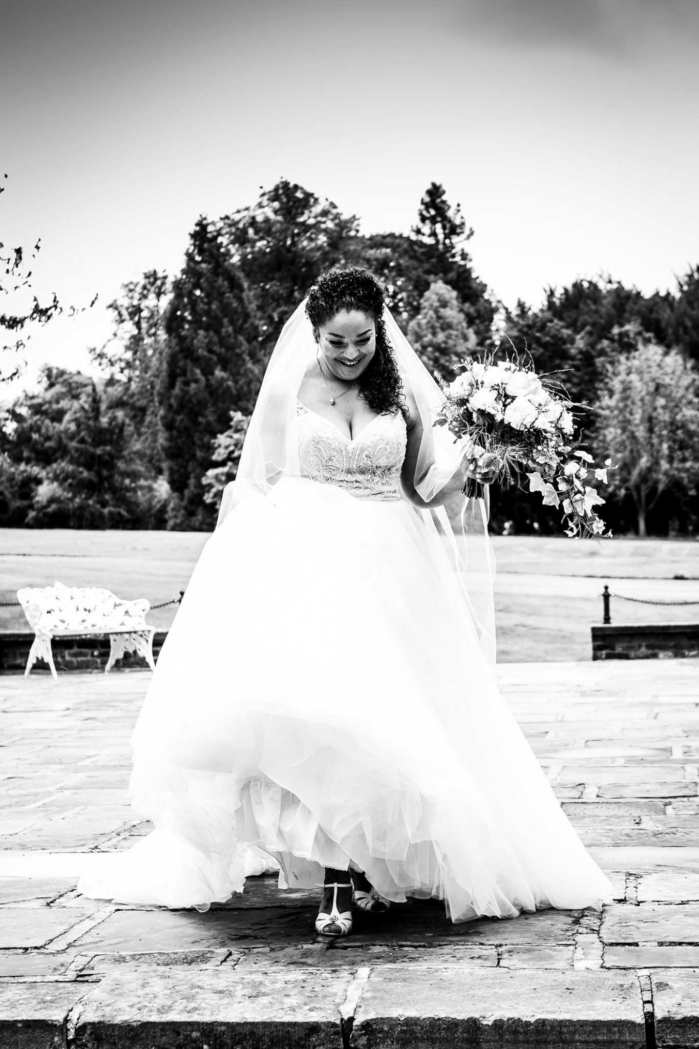 photography-of-the-bride-at-adlington-hall