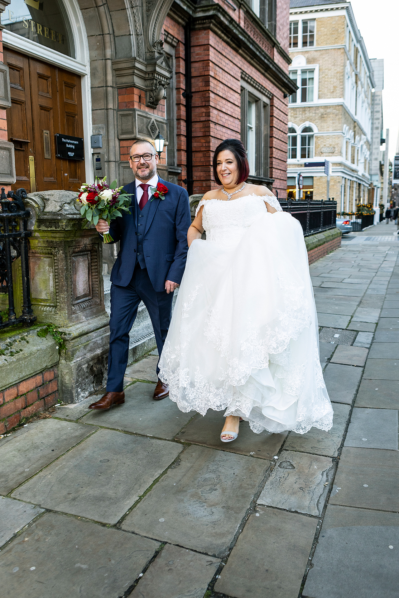 Photography of the bride and groom outside the Hope street hotel liverpool 